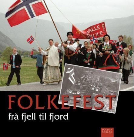 Forsidebilde av Folkefest frå fjell til fjord
