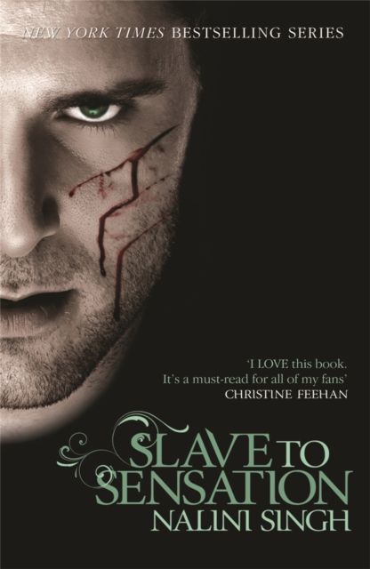 Forsidebilde av Slave to Sensation : A dark, intense and smouldering sexy read