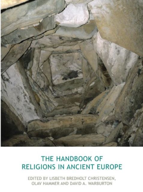 Forsidebilde av The Handbook of Religions in Ancient Europe