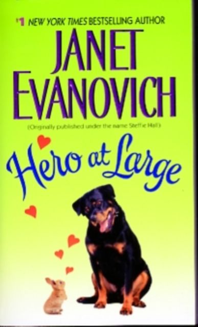 Forsidebilde av Hero at Large