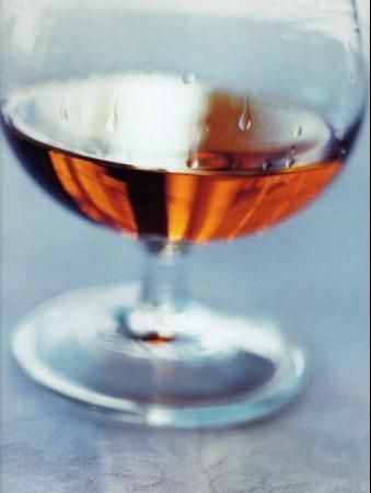 Historien om Cognac, Calvados og Armagnac, fire nordmenn, heldige giftermål og verdens beste brennevinshus