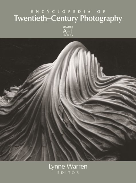 Forsidebilde av Encyclopedia of Twentieth-Century Photography