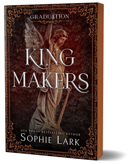 Forsidebilde av Kingmakers Graduation : A Spicy Dark College Mafia Romance (Kingmakers Book 5)