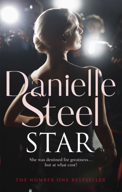 Star : An epic, unputdownable read from the worldwide bestseller