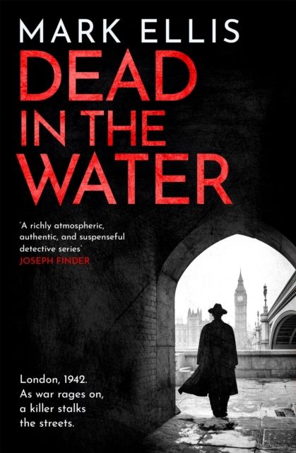Dead in the Water : The acclaimed World War 2 crime novel
