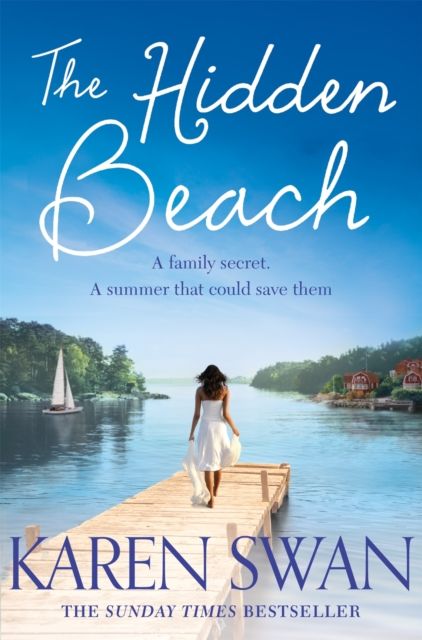Forsidebilde av The Hidden Beach : A Page-Turning Summer Story of Romance, Secrets and Betrayal