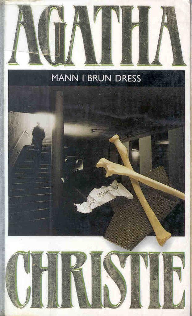 Mann i brun dress