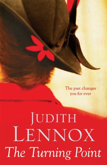 Forsidebilde av The Turning Point : A breath-taking novel of love, deceit and desire