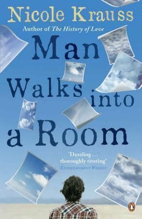 Forsidebilde av Man Walks into a Room