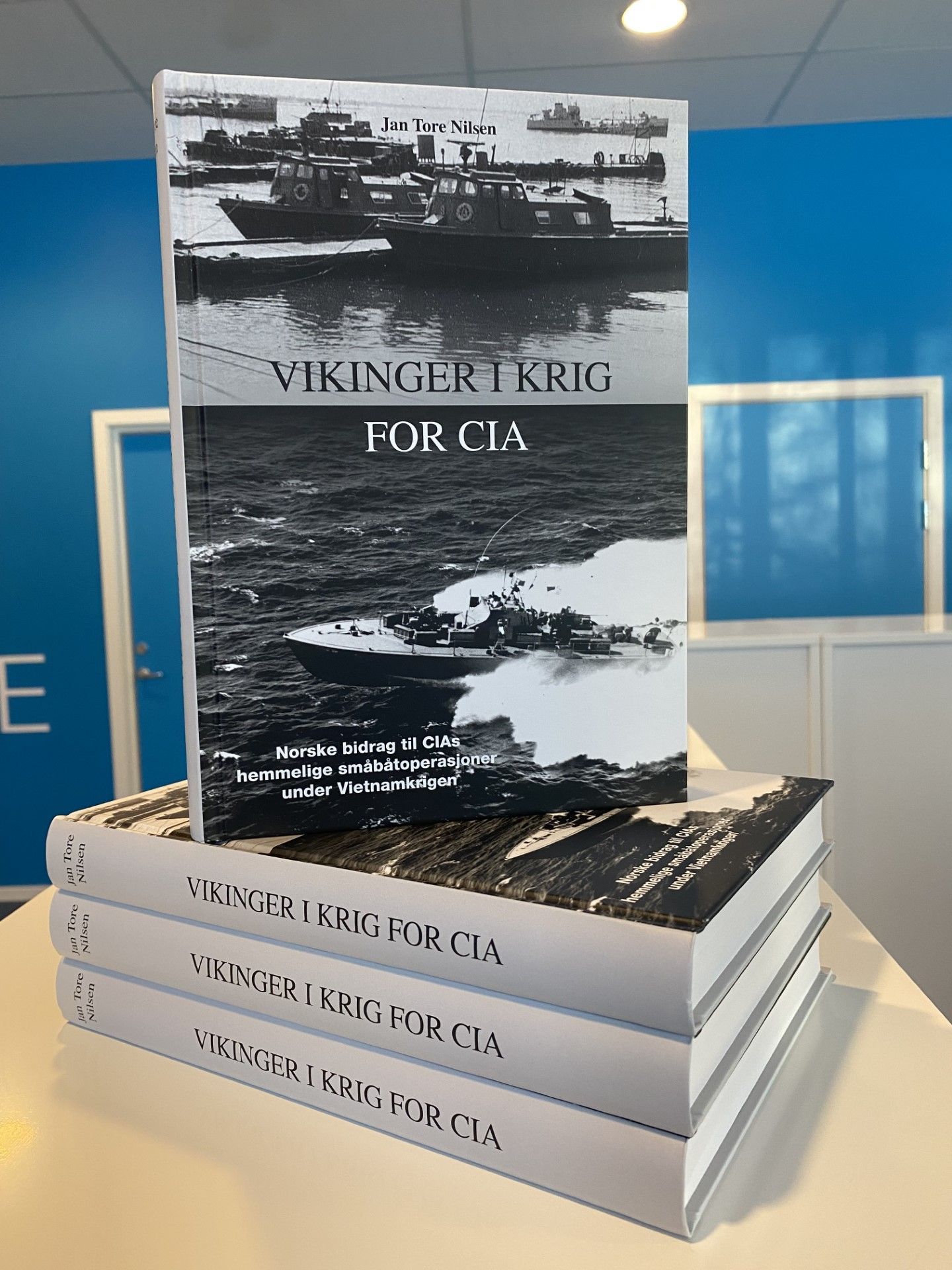 Vikinger i krig for CIA : norske bidrag til CIAs hemmelige småbåtoperasjoner under Vietnamkrigen