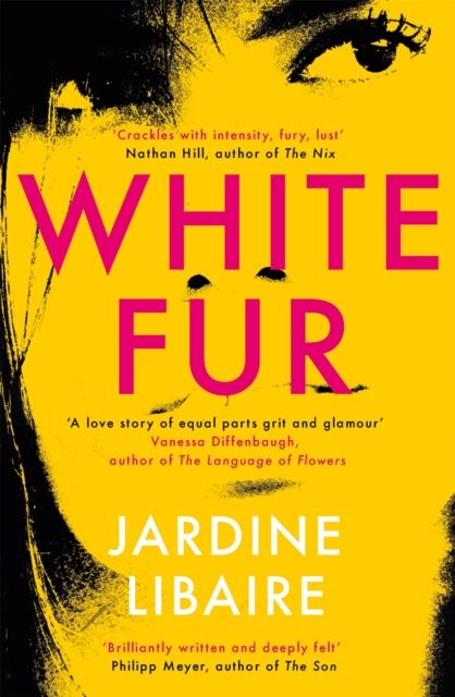Forsidebilde av White Fur : A love story of equal parts grit and glamour