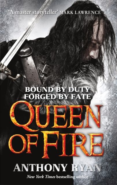 Forsidebilde av Queen of fire : a raven's shadow novel