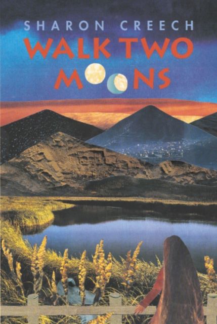 Walk Two Moons : A Newbery Award Winner