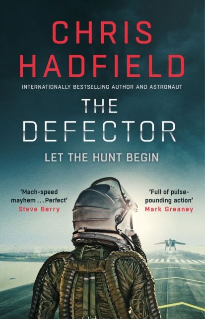 The Defector : the unmissable Cold War spy thriller from the author of THE APOLLO MURDERS