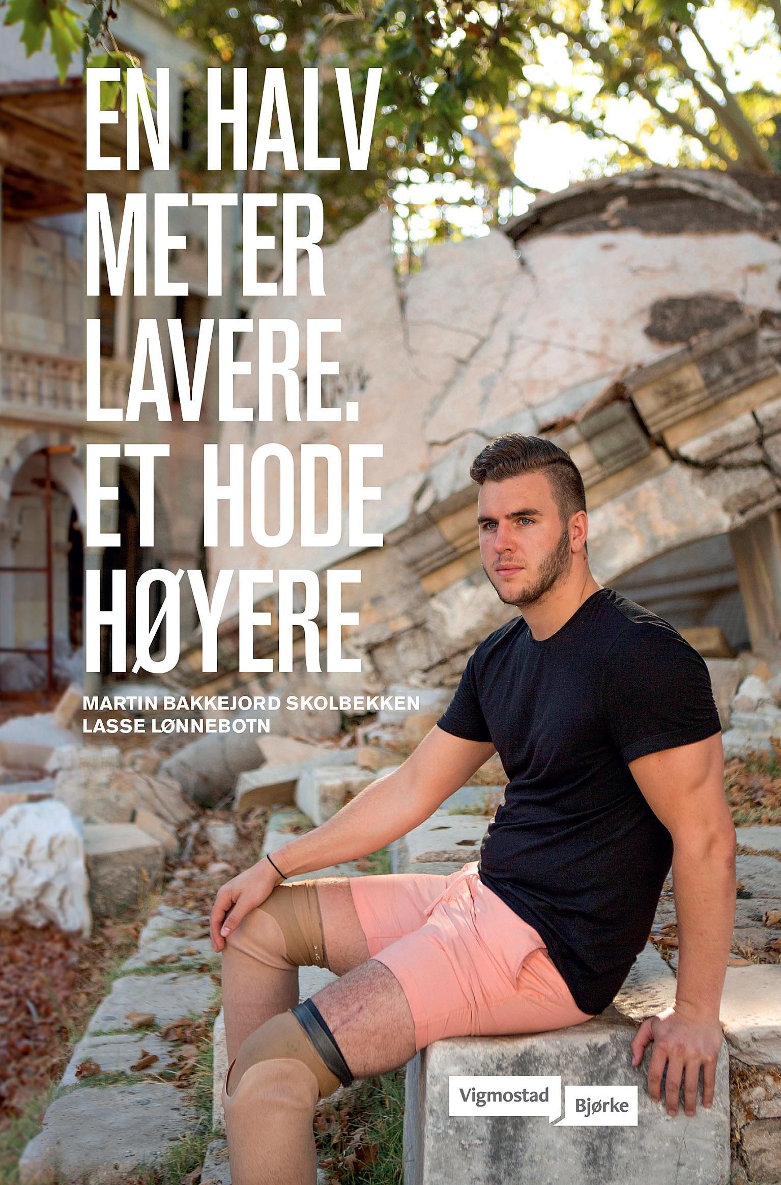 En halv meter lavere. Et hode høyere