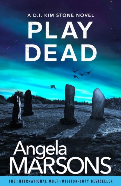 Play Dead : A gripping serial killer thriller