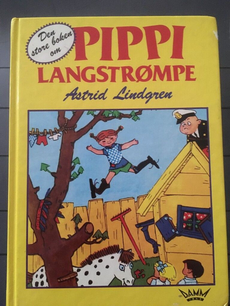 Her kommer Pippi : den store boken om Pippi Langstrømpe