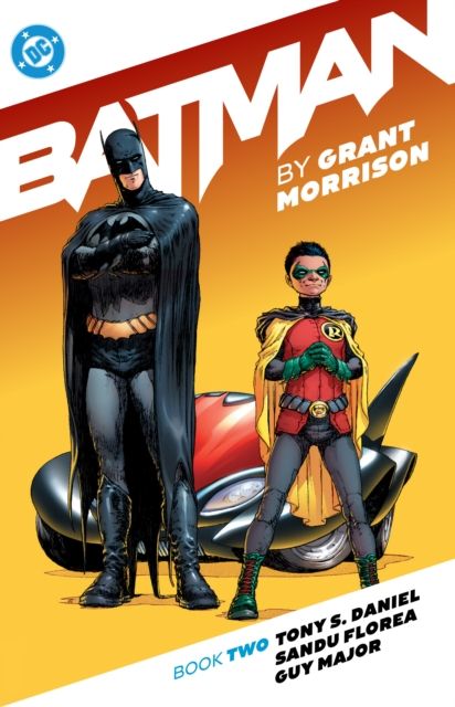 Forsidebilde av Batman by Grant Morrison Book Two
